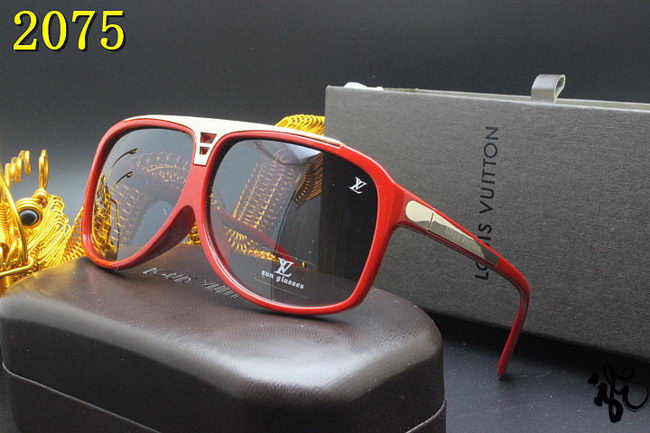 Louis Vuitton Sunglasses AAA+ ID:20220503-44